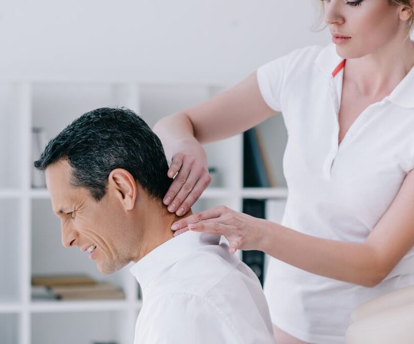 Die Massage der Halswirbelsäule